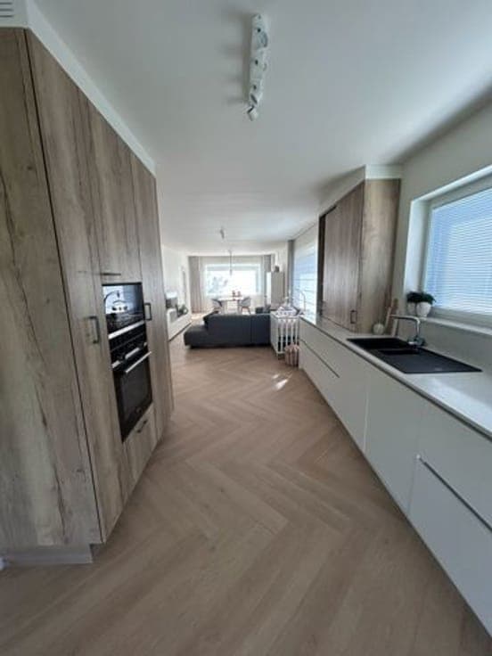 Exclusively renovated detached house in a quiet neighborhood