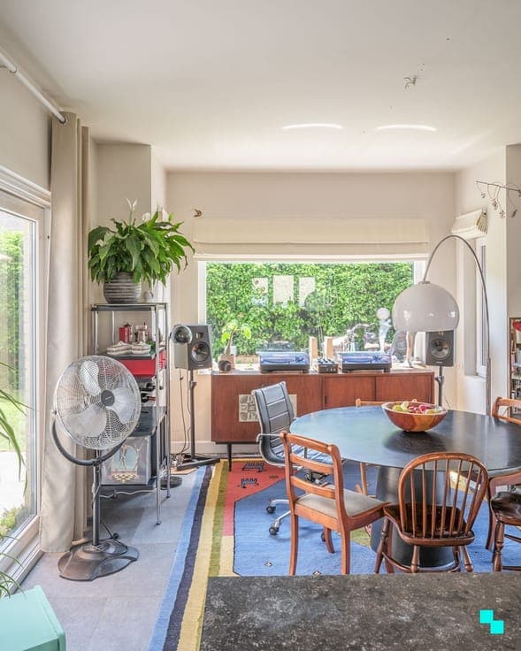Lichtrijke villa met studio in Merelbeke