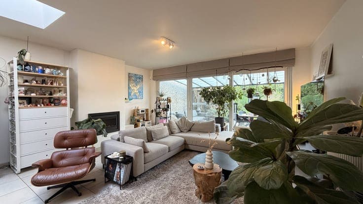 Energy efficient 3-bedroom house with garden and garage in K