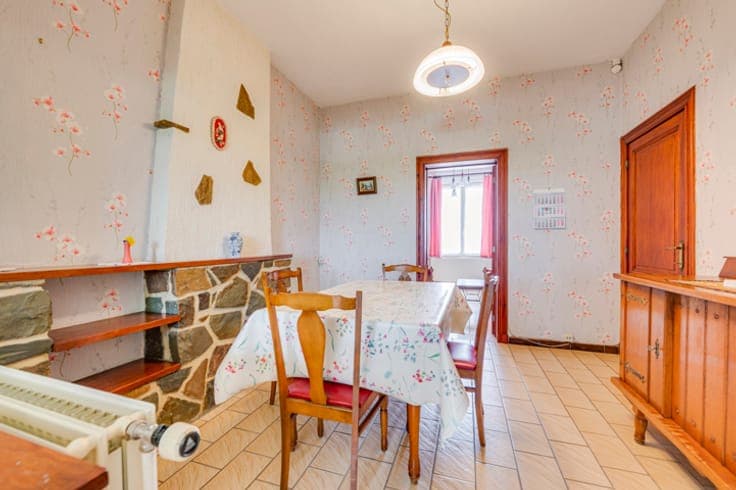 3-bedroom house, garage, terrace and garden