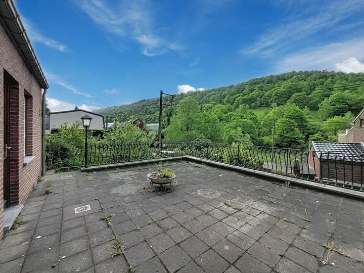 House in Trooz