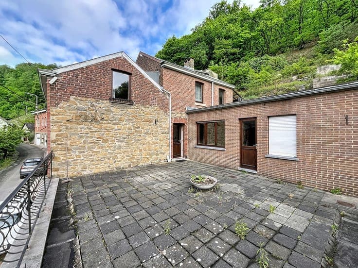 House in Trooz