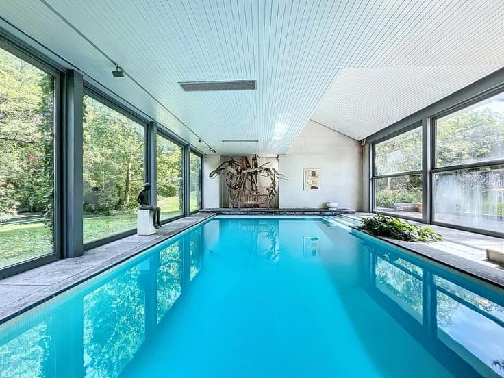Uccle - Sublime Corbiau villa on a beautiful wooded plot