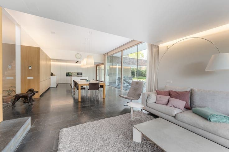 Modern villa with pool and sauna in a serene prime location
