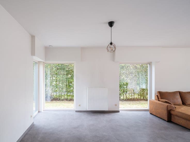 Spacious family home with a yard and plenty of privacy