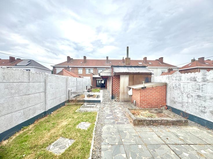 WONING MET UITWEG | 3 KAMERS | TUIN | DUBBELE GARAGE | 28...