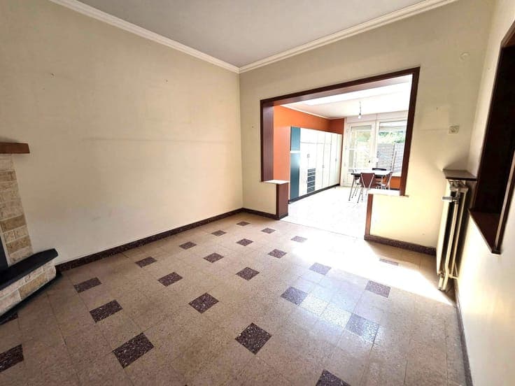 Semi-detached house with parking facilities...