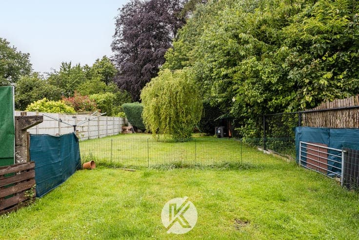 Te renoveren woning op een rustige locatie