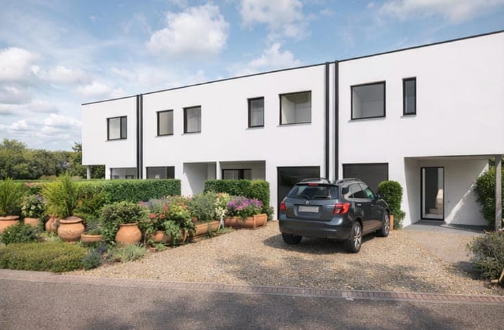 New home with 3 bdrms and garden in Lede!