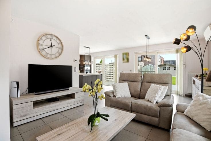 Move-in ready family home for sale in Mesen