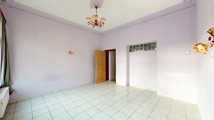 HUART HAMOIR - MAISON +/-186M2 AVEC COUR ARRIERE +/-33M2