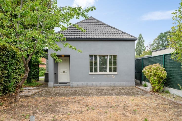 Open bebouwing met 2 slpkrs op perceel van 502 m² te Beer...