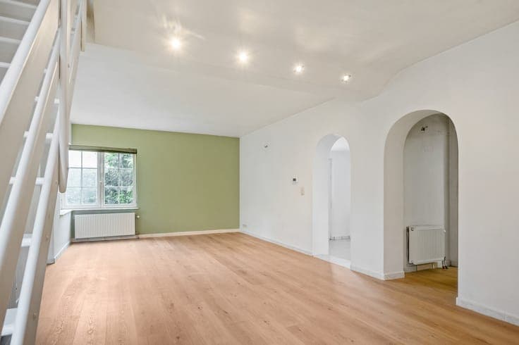 Open bebouwing met 2 slpkrs op perceel van 502 m² te Beer...
