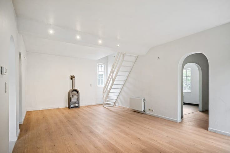 Open bebouwing met 2 slpkrs op perceel van 502 m² te Beer...