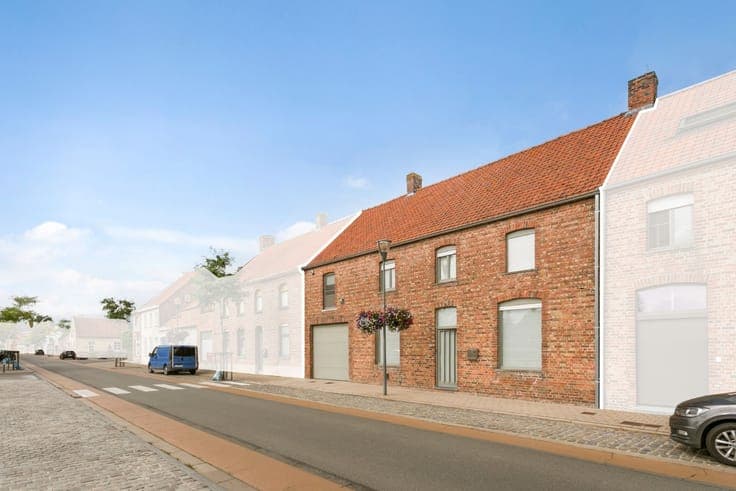 Omvangrijke woning met 5 slpk, tuin en dubbele garage