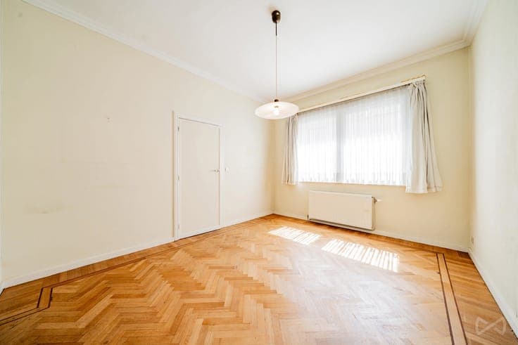 Charming Single-Family Home – ULB District