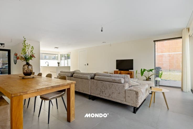 Energy-efficient new build home with 3 bedrooms!