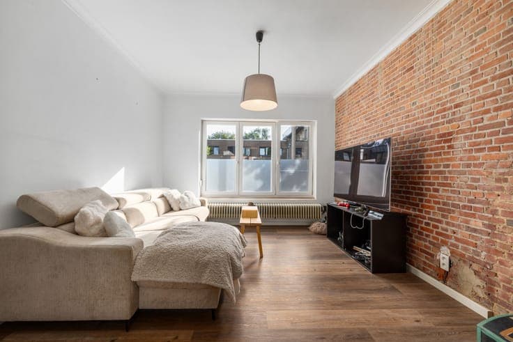 Spacious family home with garden in Berchem