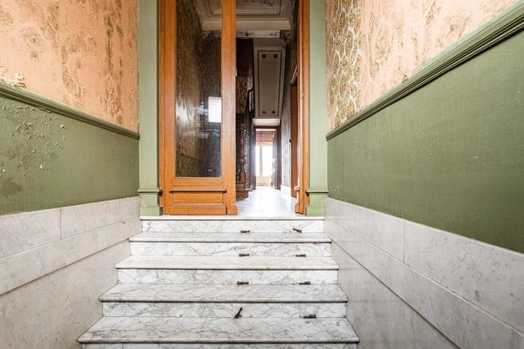 Approved renovation project for 4 flats