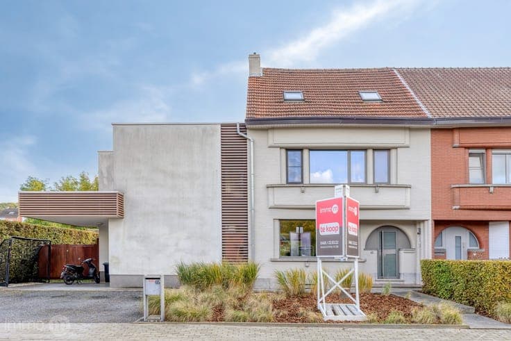 Ruime gezinswoning met 6 slaapkamers, prachtige tuin en z...