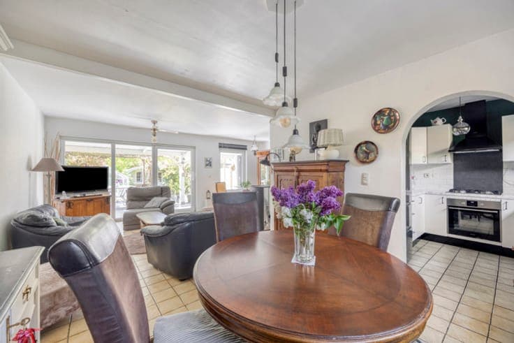 3-bedroom house with terrace and west-facing garden