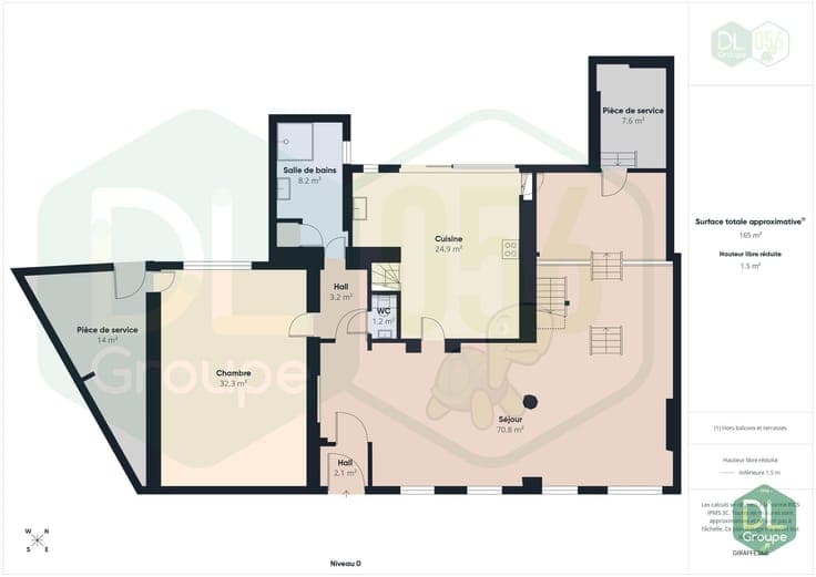 Spacious semi-detached house with 6 bedrooms and 282 sqm of