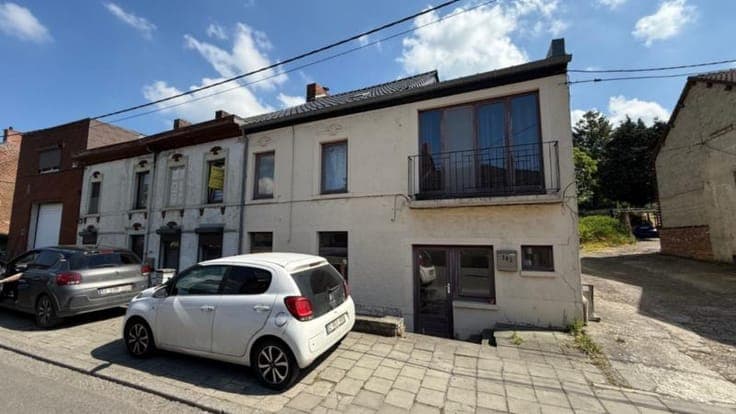 House in Forchies-la-Marche