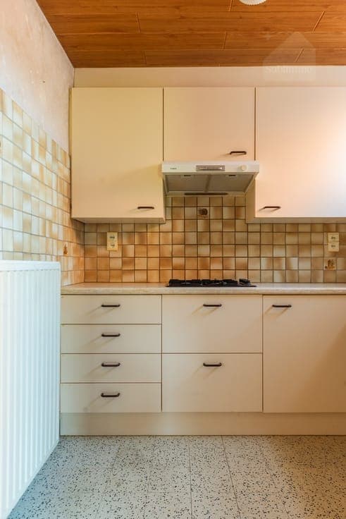 Ruime gezinswoning met 3 slaapkamers op een perceel van 6...