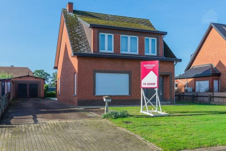 Ruime gezinswoning met 3 slaapkamers op een perceel van 6...