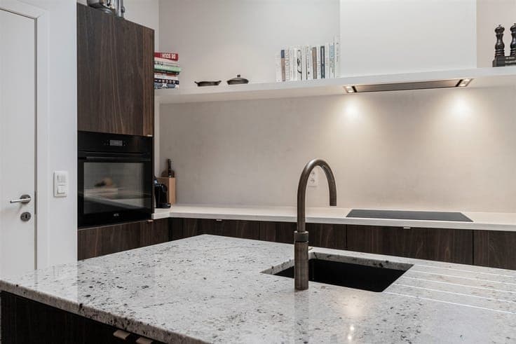 Gerenoveerde stadswoning (131 m²) met 3 slaapkamers in Antwe