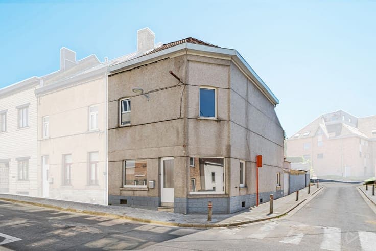 Maison 3 chambres avec grenier aménageable + Hangars