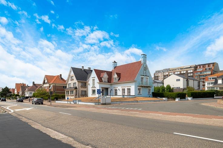 Majestueuze villa op toplocatie en 919m² grond, op slecht...