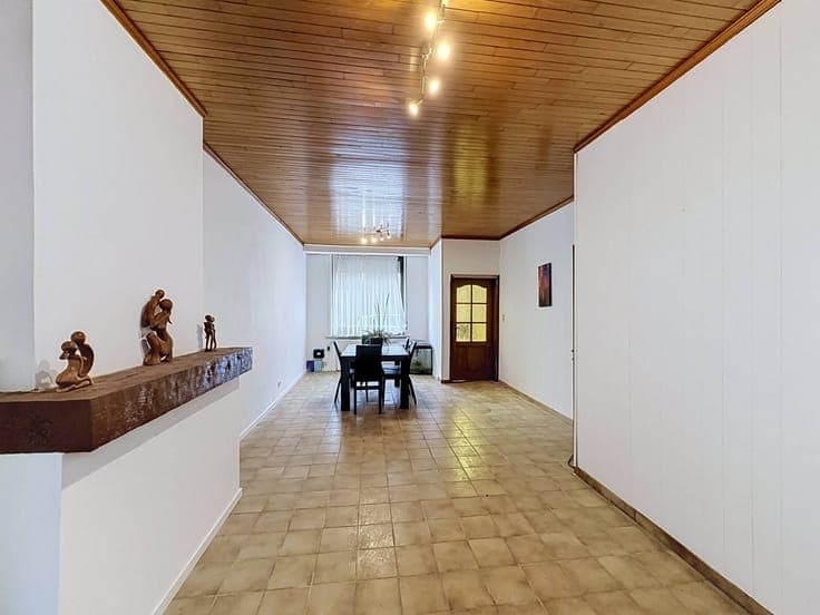 Spacious home with city garden near the center of Mechelen