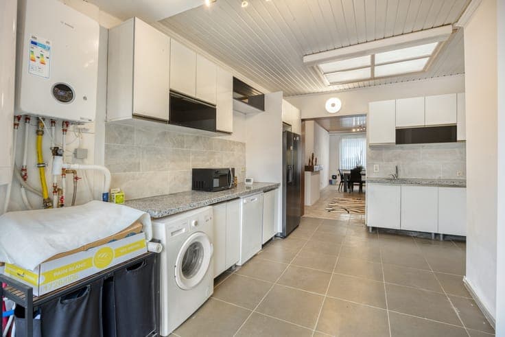 Spacious home with city garden near the center of Mechelen
