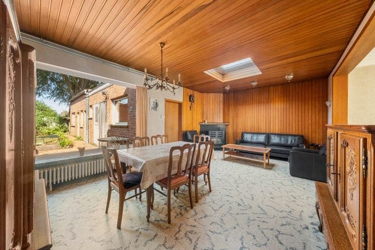 Bright family home with 4 bedrooms in Ruddervoorde