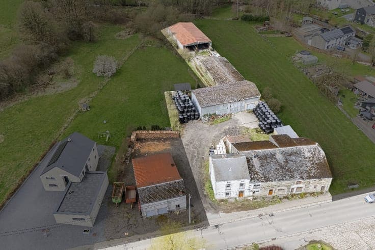 Farmhouse to Renovate with Large Outbuildings – Bertrix