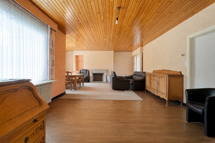 Karaktervolle woning met voormalige schuur en adembenemen...