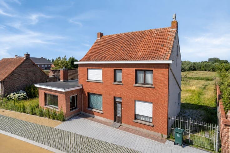 Karaktervolle woning met voormalige schuur en adembenemen...