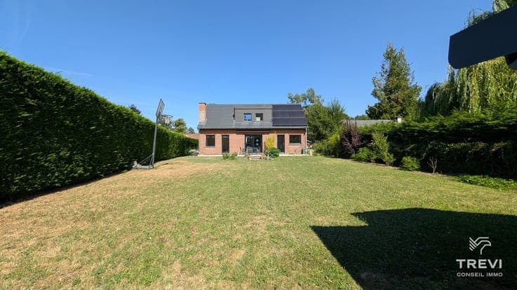 Superbe villa 4 chambre avec un grand jardin !