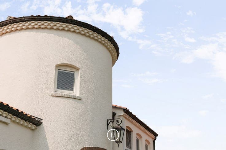 Refined Villa