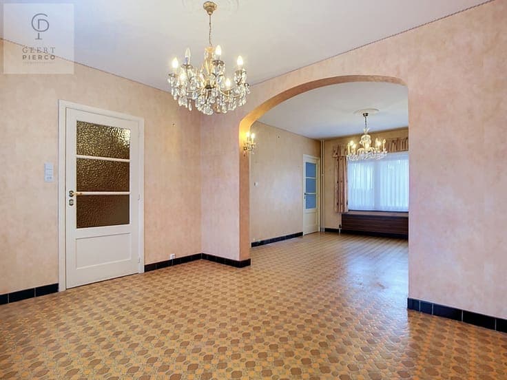 Charmante woning te koop in de Prins Regentsquare, Landen...