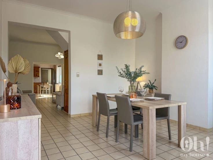 Sale - House Aiseau-Presles - 210,000 €