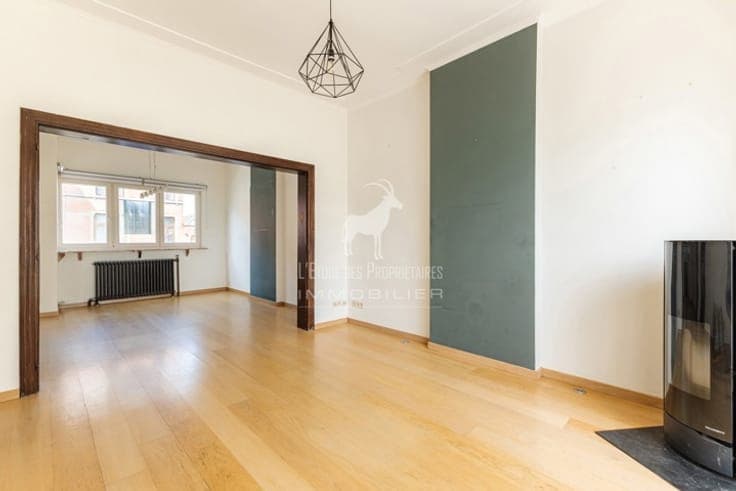 3-sided house with 2 bedrooms + garden for sale in LA HESTE