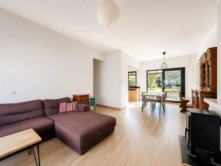 ☀️ SOUTH-FACING! Renovated Home • 152 m² • 3-4 Bedrooms
