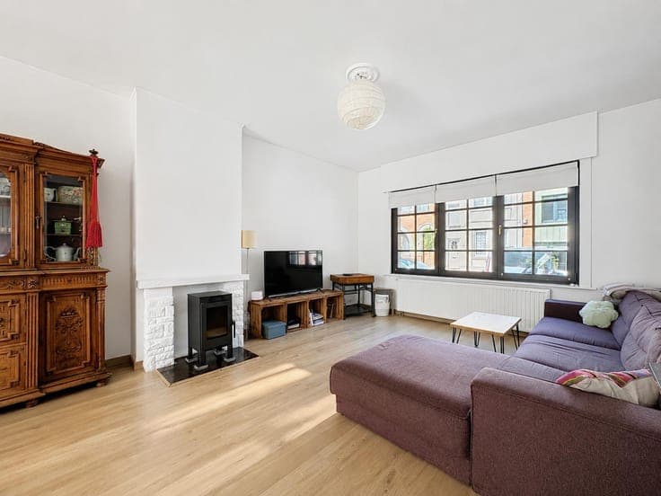 ☀️ SOUTH-FACING! Renovated Home • 152 m² • 3-4 Bedrooms