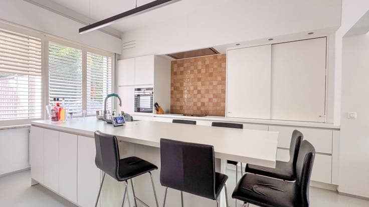 Townhouse with park view and investment opportunity
