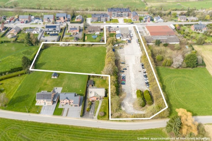 Mixed-Use Real Estate Complex with 10,000 m² of Land