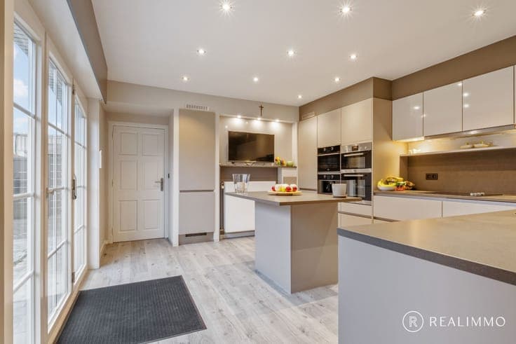 Pure luxe en ruimte op topligging in Waregem