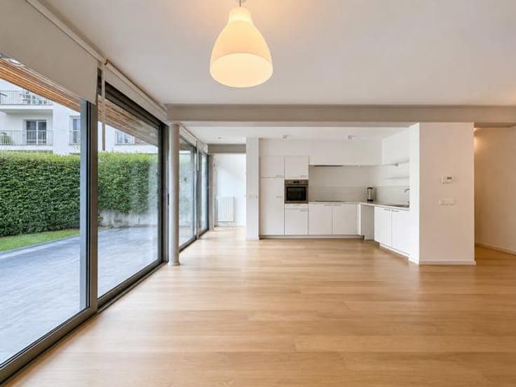 FOREST – Modern 2-Bedroom House with South Garden FOR SALE