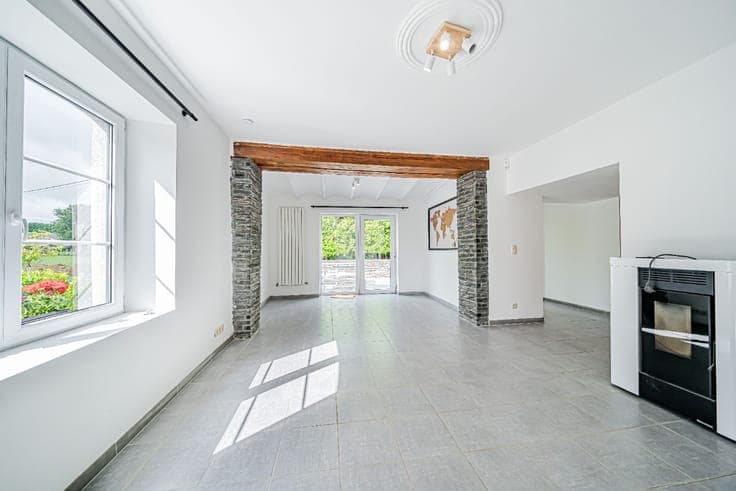 Fully Renovated Detached Home with Large Convertible Barn